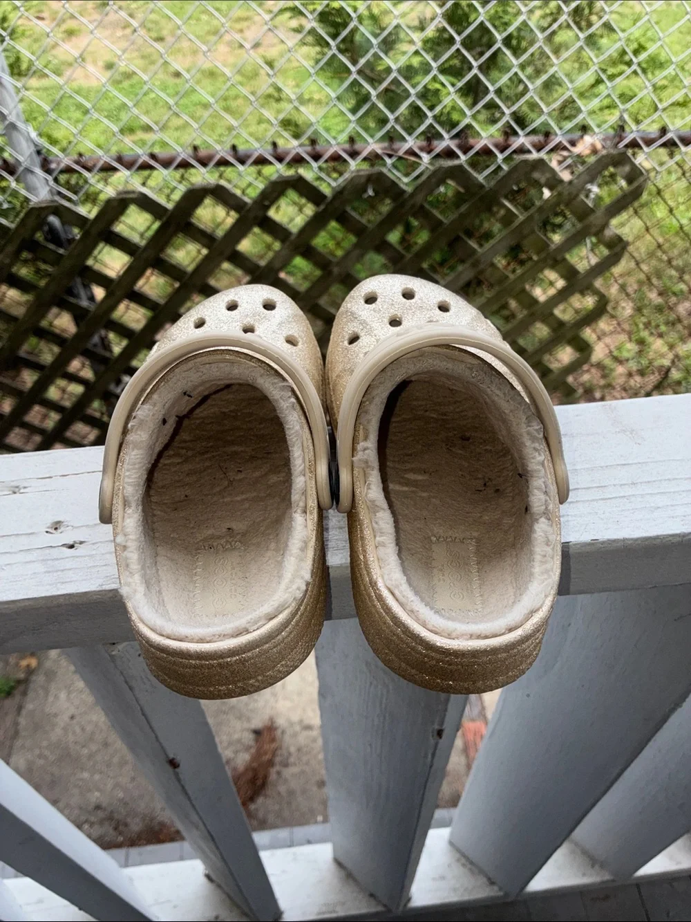 CROCS Kids Glitter Lined Clog in Gold Champagne